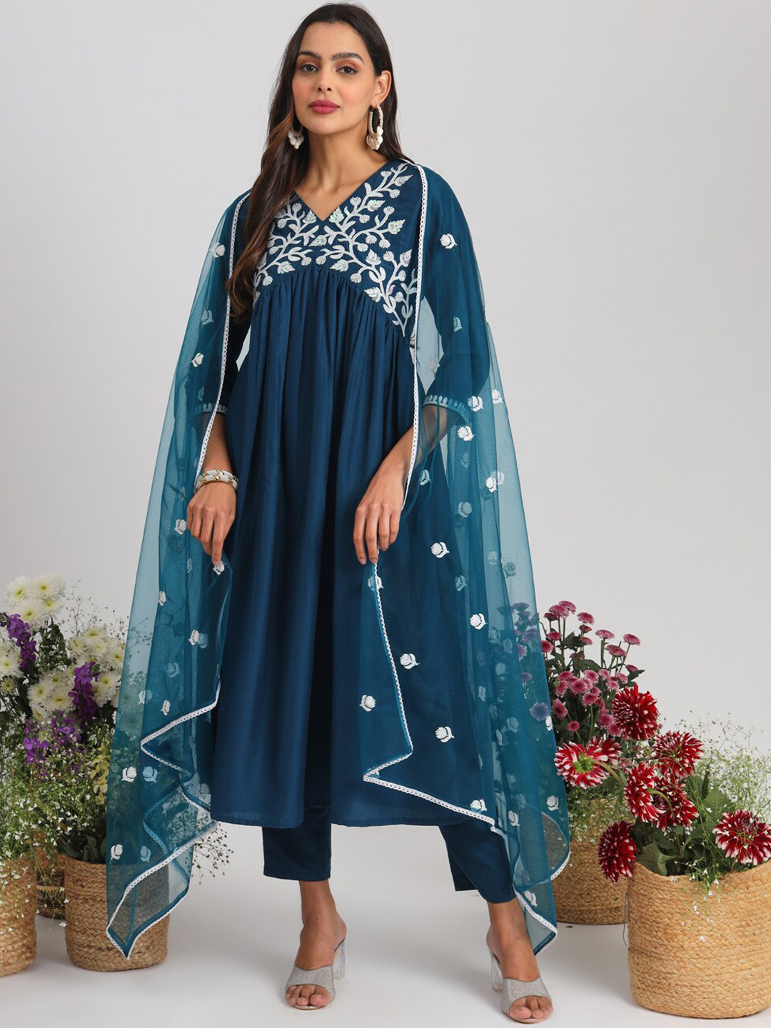 

Tikhi Imli Ethnic Motifs Embroidered Empire Thread Work Kurta With Trousers & Dupatta, Blue