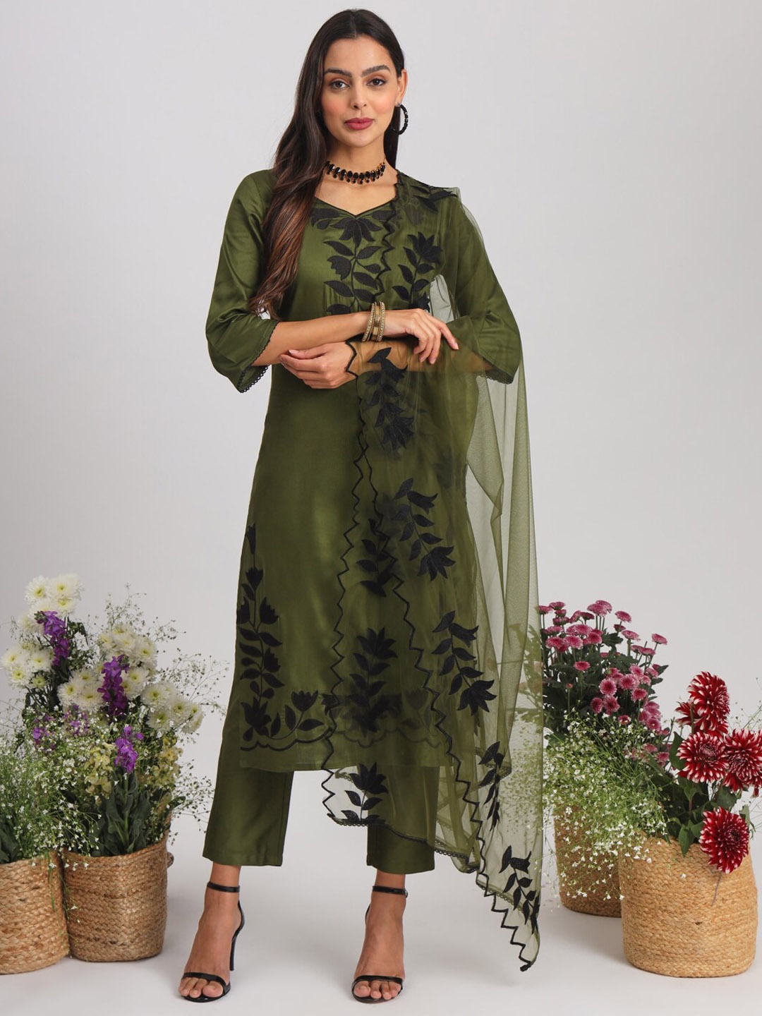 

Tikhi Imli Olive Green Floral Embroidered Straight Kurta With Trousers & Dupatta