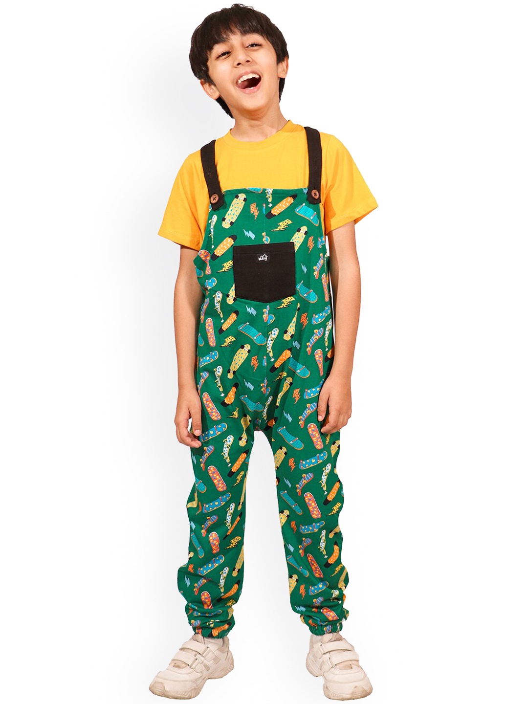 

Whistle & Hops Kids Printed Pure Cotton Dungarees with T-shirt, Green
