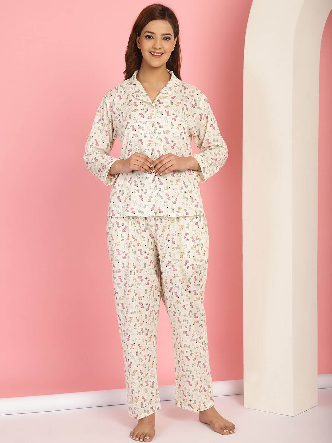 

TAG 7 Women Printed Night suit, Cream