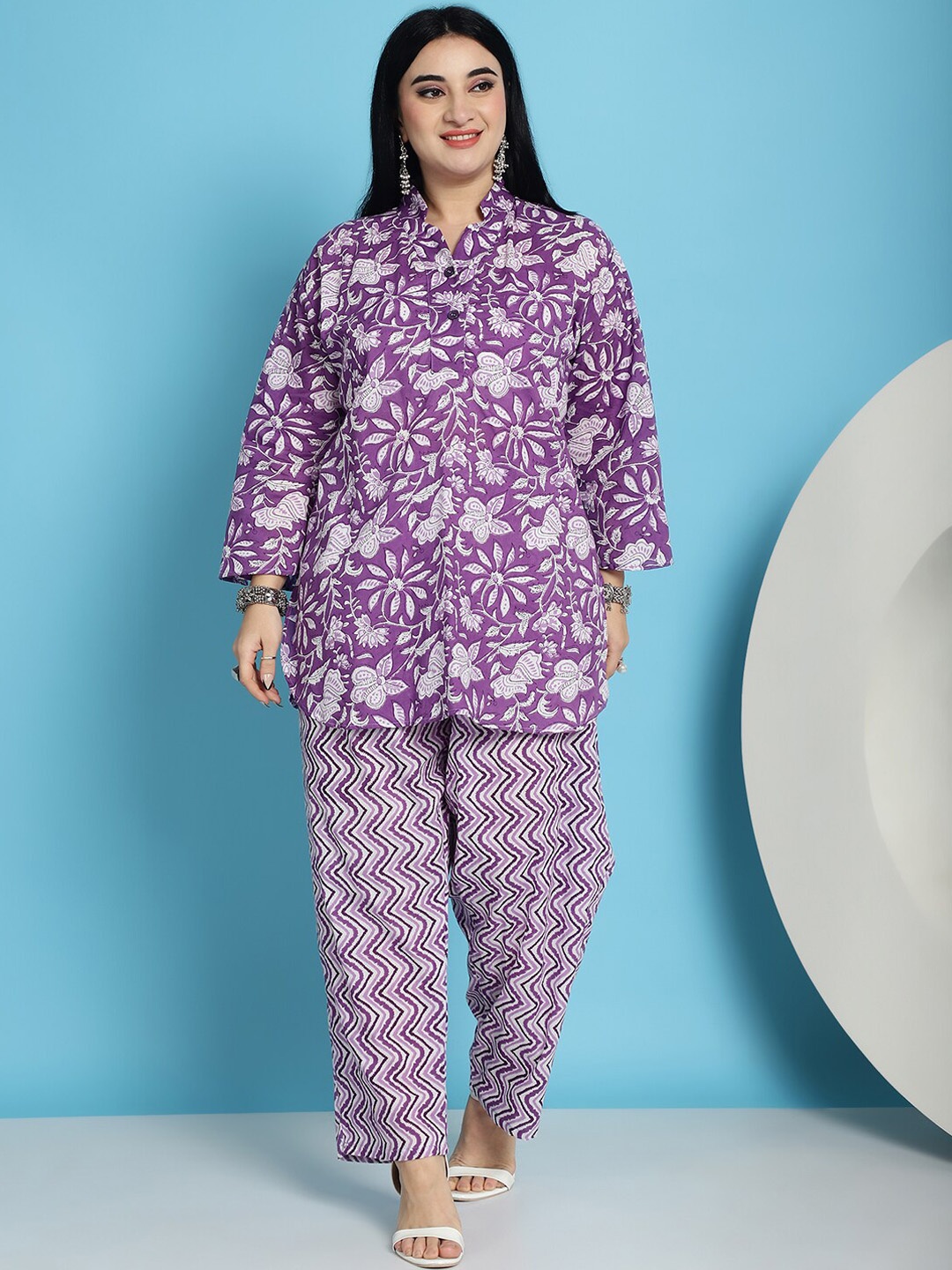 

TAG 7 Floral Printed Pure Cotton Kurti with Trousers, Purple