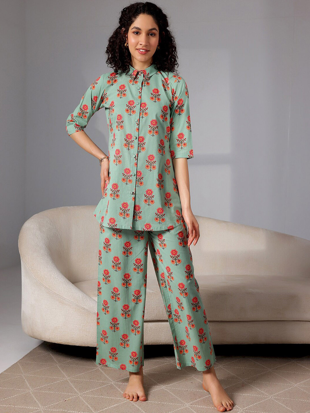 

Libas Floral Printed Pure Cotton Night suit, Green