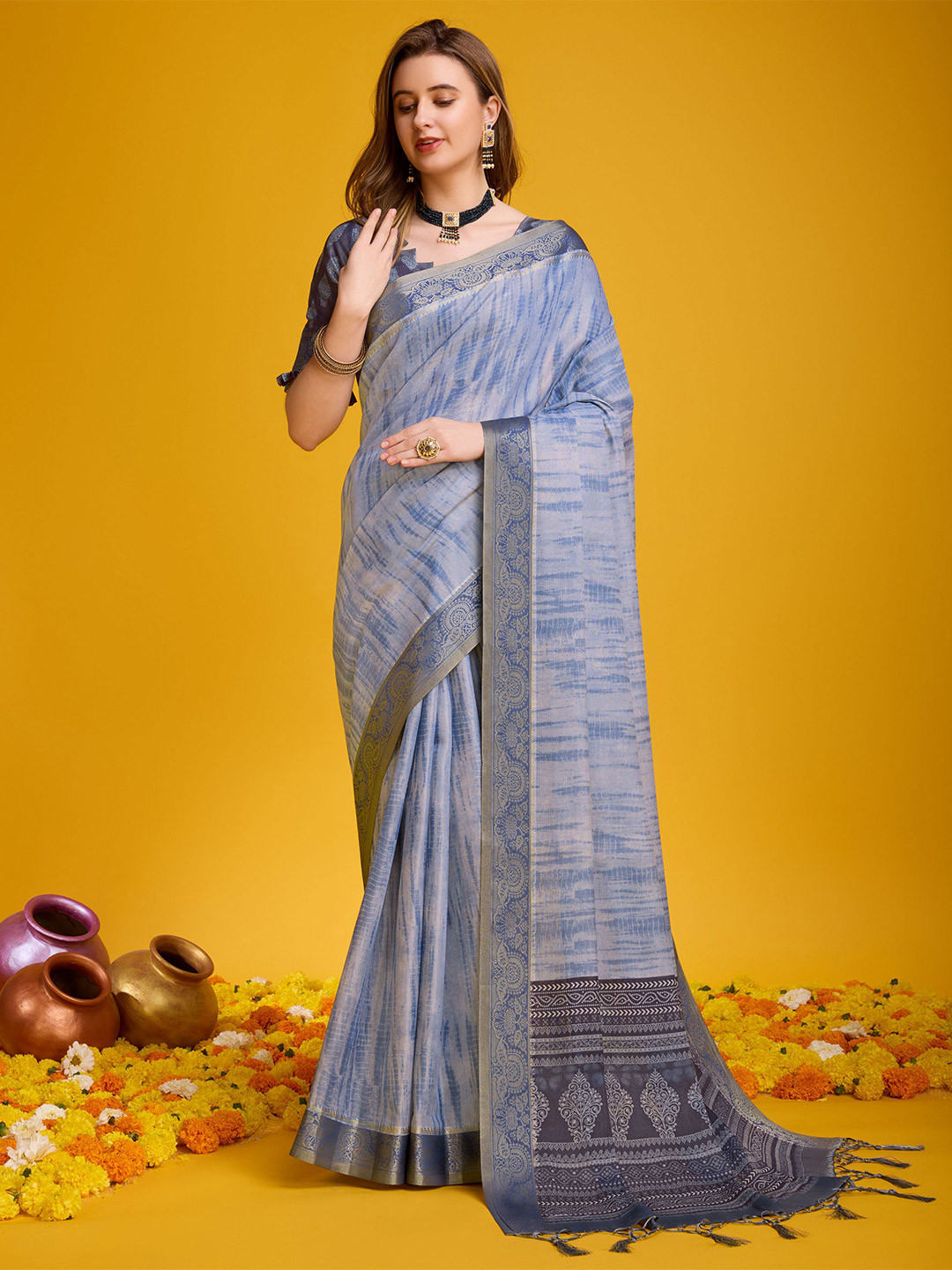 

Mitera Tie and Dye Zari Pure Silk Banarasi Saree, Grey