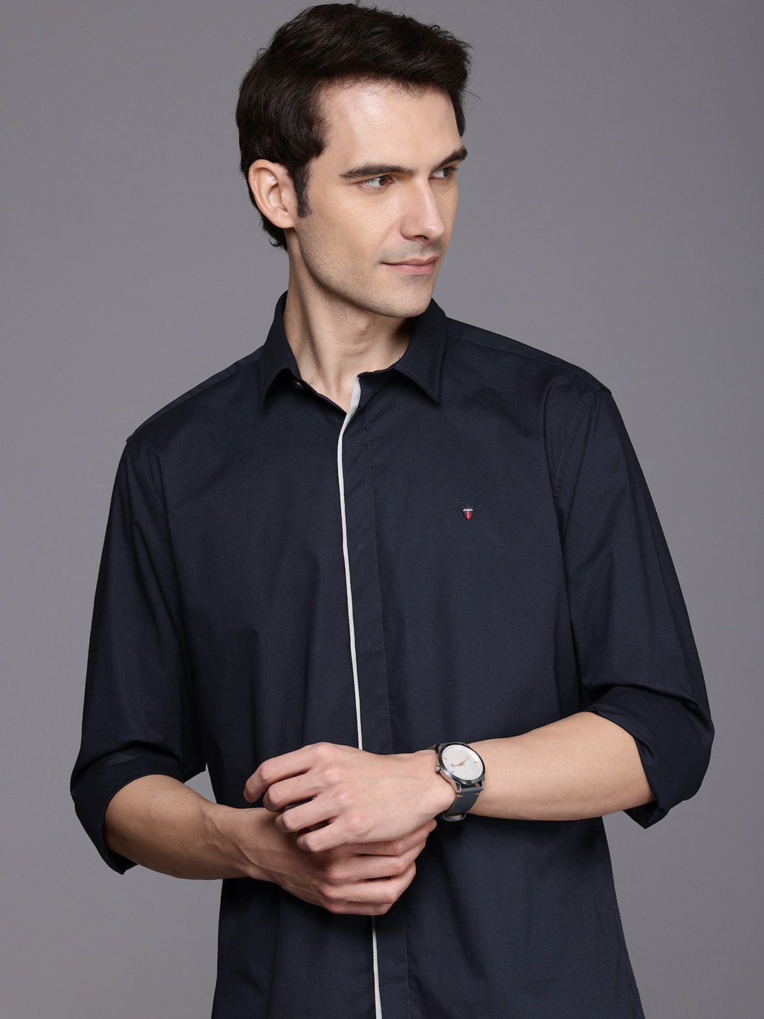 

Louis Philippe Sport Men Slim Fit Pure Cotton Casual Shirt, Navy blue