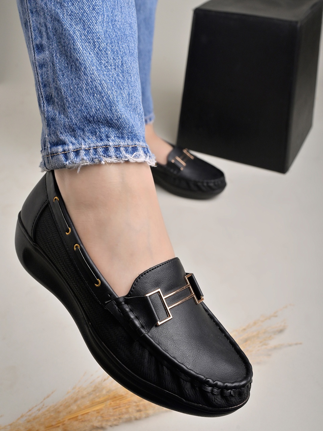 

Shoetopia Women Lightweight Comfort Insole Loafers, Black