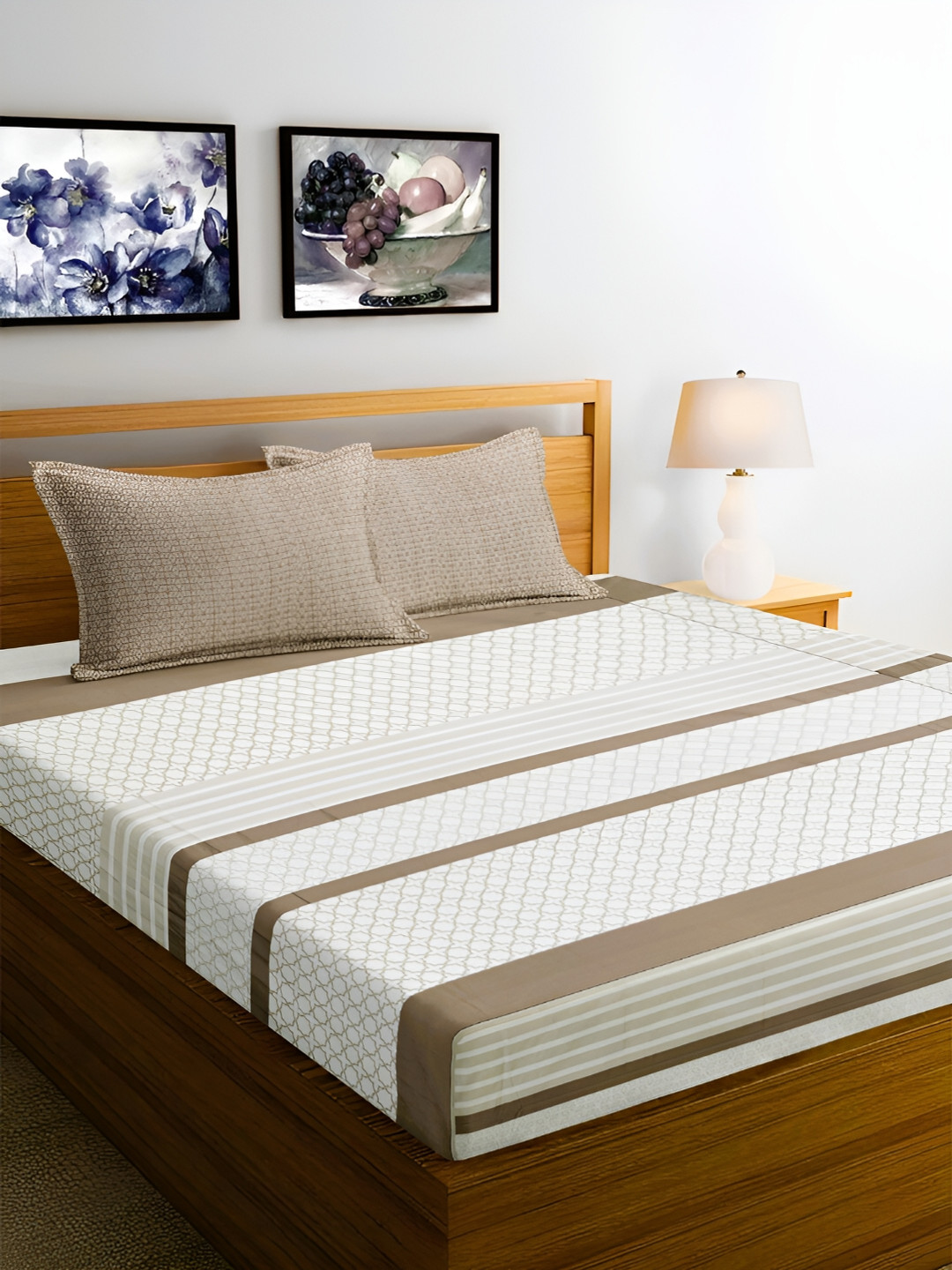 

Srijee Decors Brown & White Striped 250 TC Cotton King Bedsheet with 2 Pillow Covers