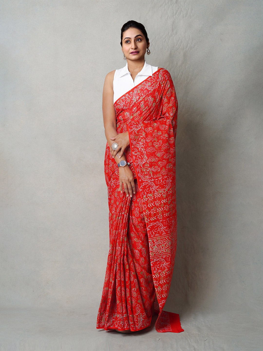 

Unnati Silks Ajrak Block Pure Cotton Block Print Saree, Red