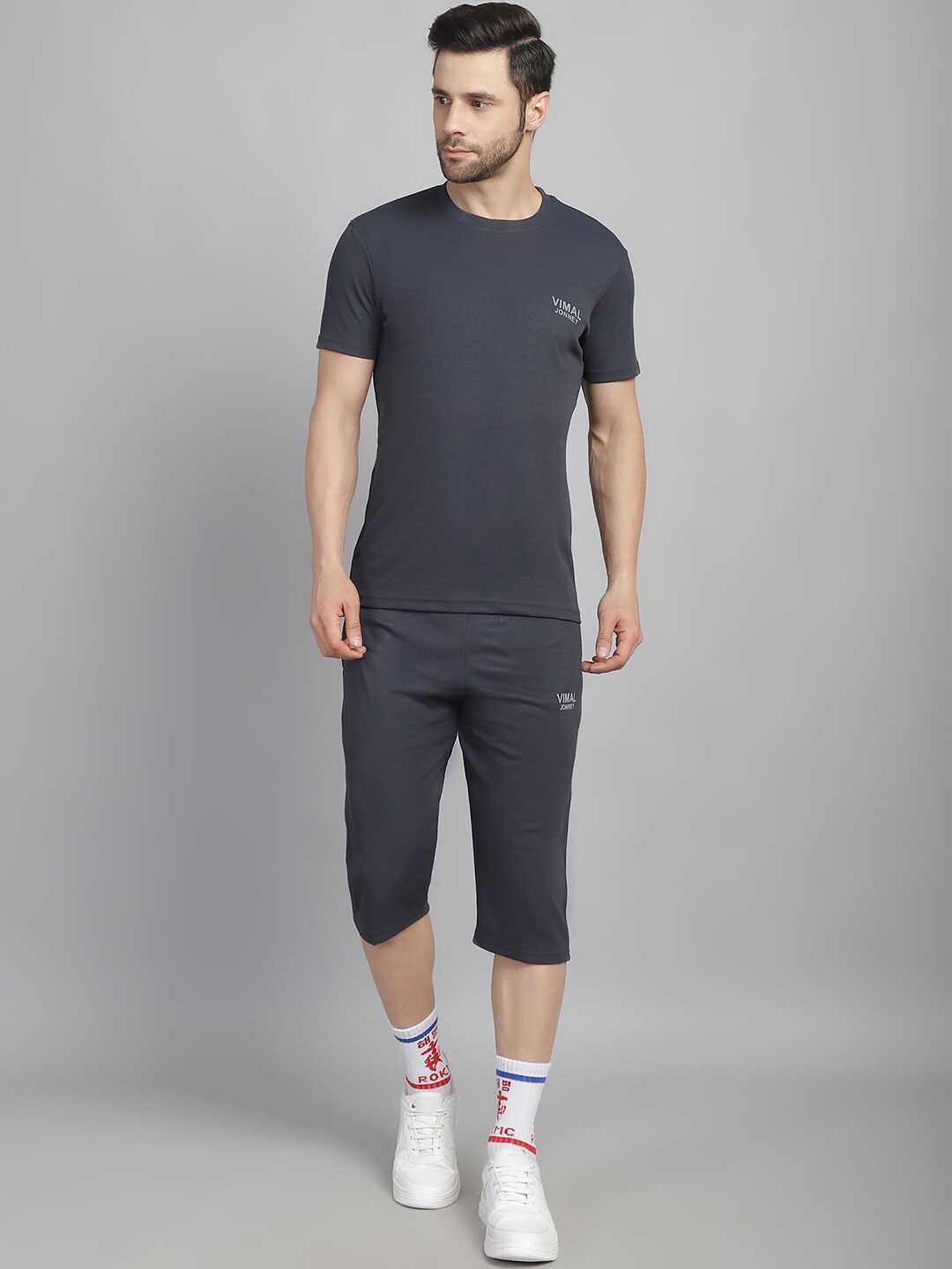 

VIMAL JONNEY Round Neck Sports T-shirt With Shorts, Grey