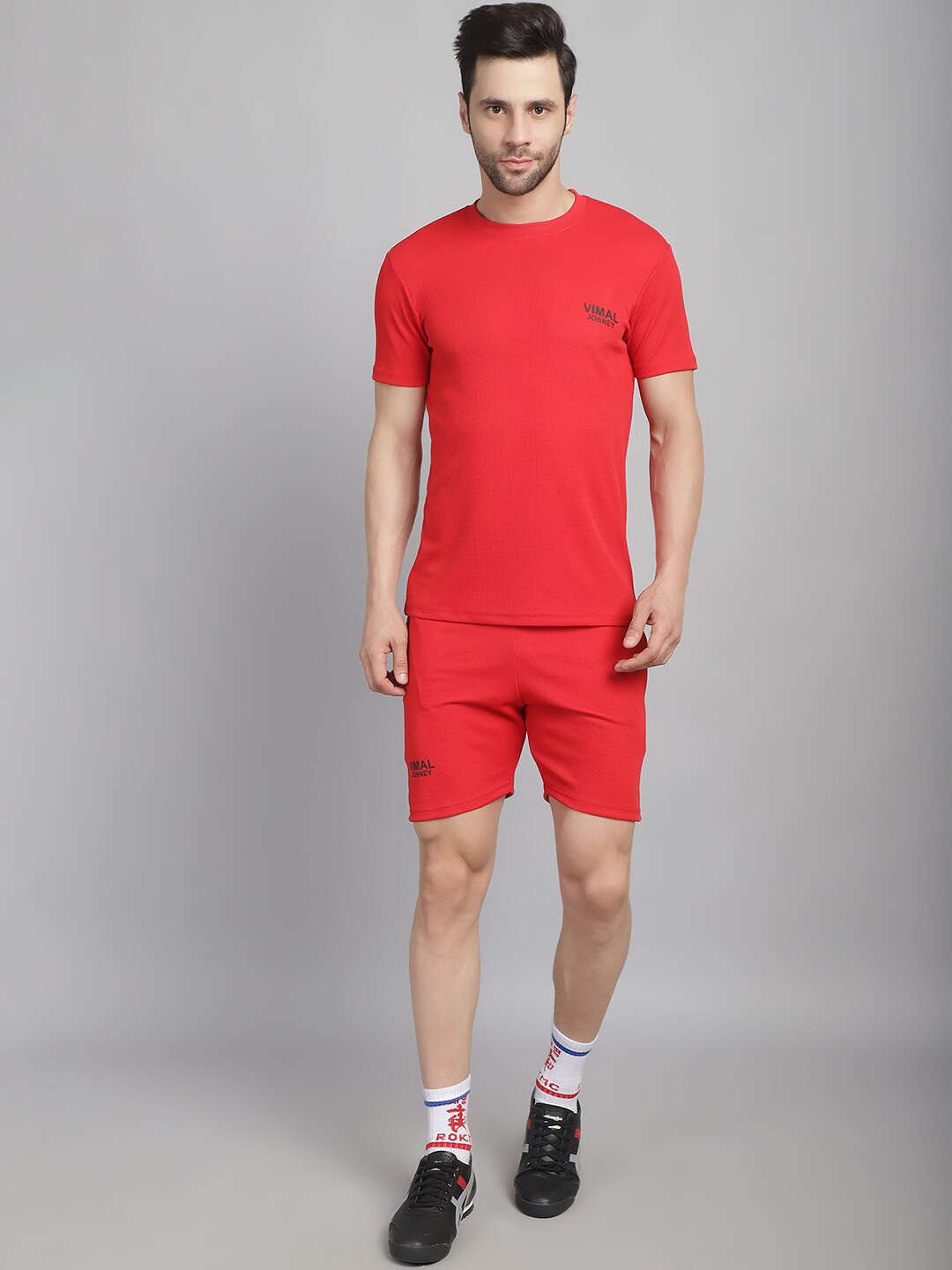 

MACK JONNEY Round Neck Sports T-shirt & Shorts, Red