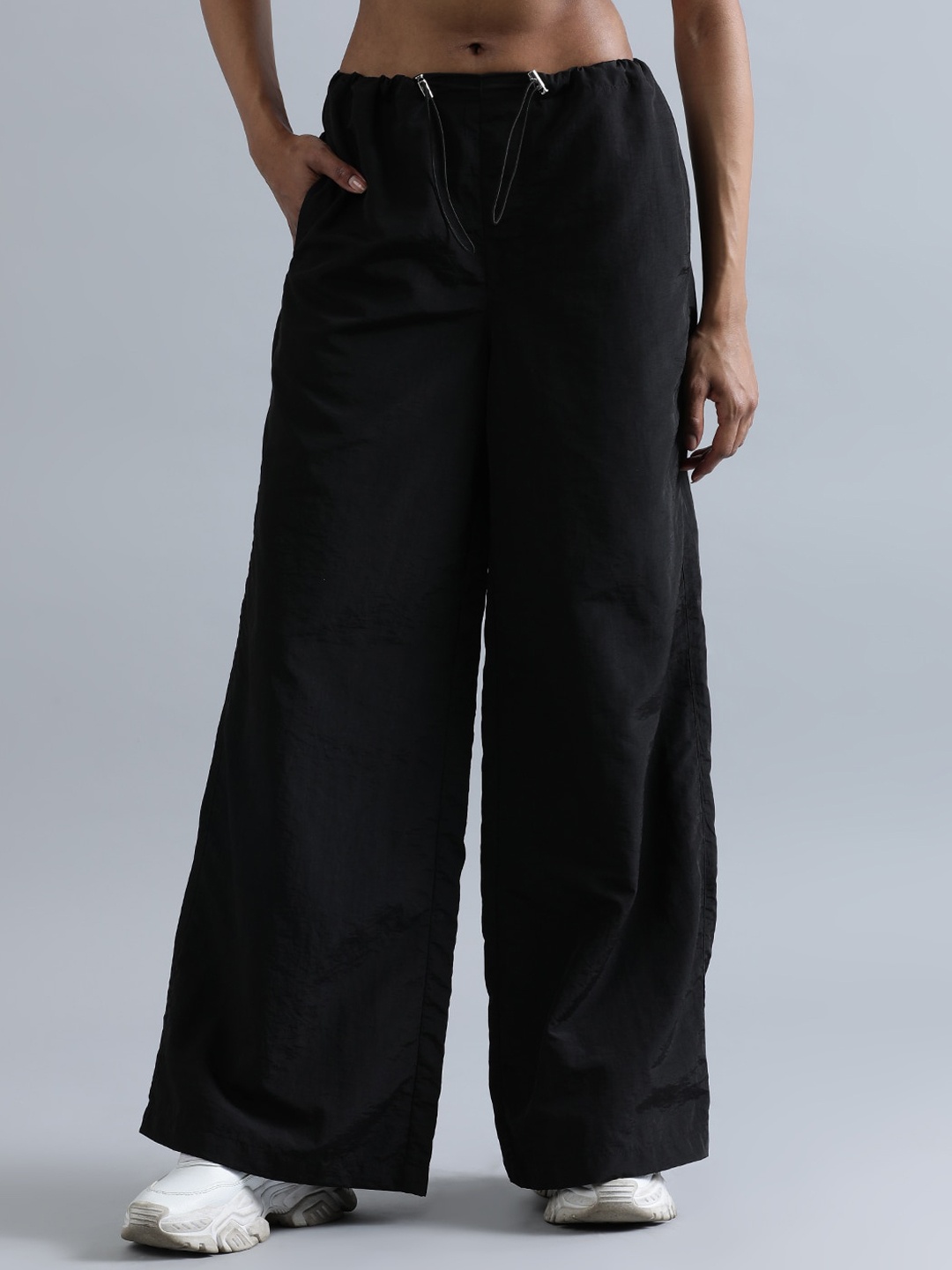 

Bene Kleed Women Wide Leg Flared High-Rise Trouser, Black