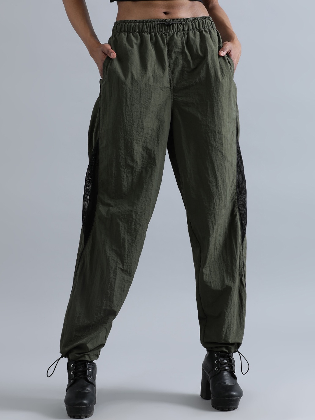 

Bene Kleed Women Loose Fit High-Rise Joggers Trouser, Olive