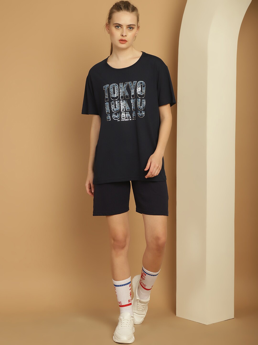 

VIMAL JONNEY Printed Sports T-shirt & Shorts, Navy blue