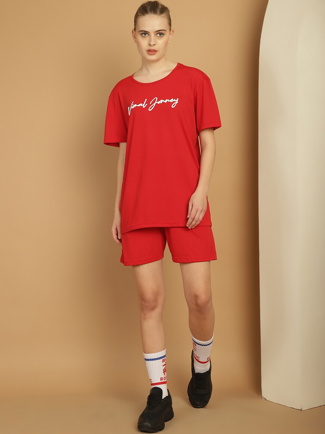 

VIMAL JONNEY Printed Sports T-Shirt With Shorts, Red