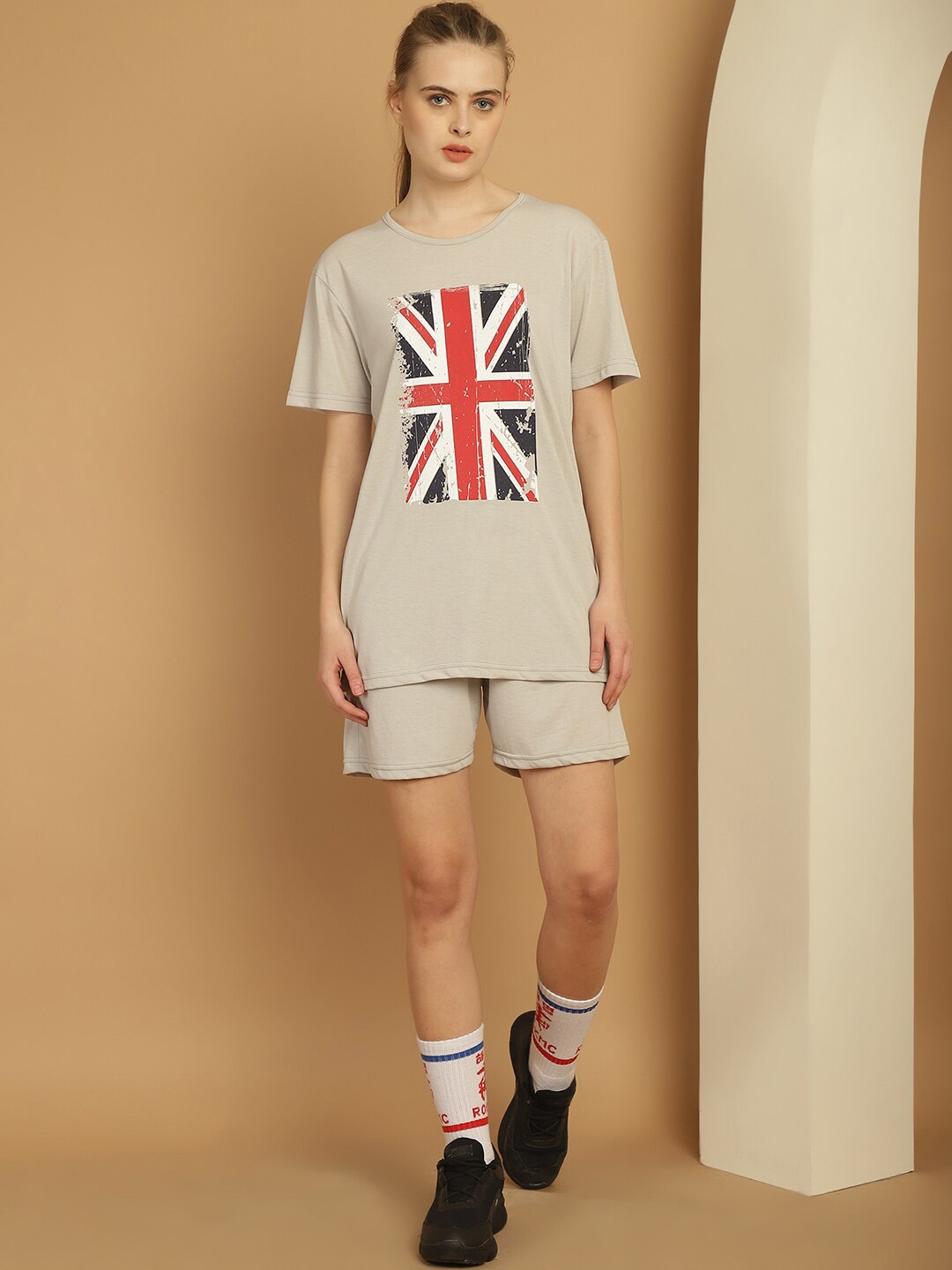 

VIMAL JONNEY Printed Sports T-shirt and Shorts, Grey