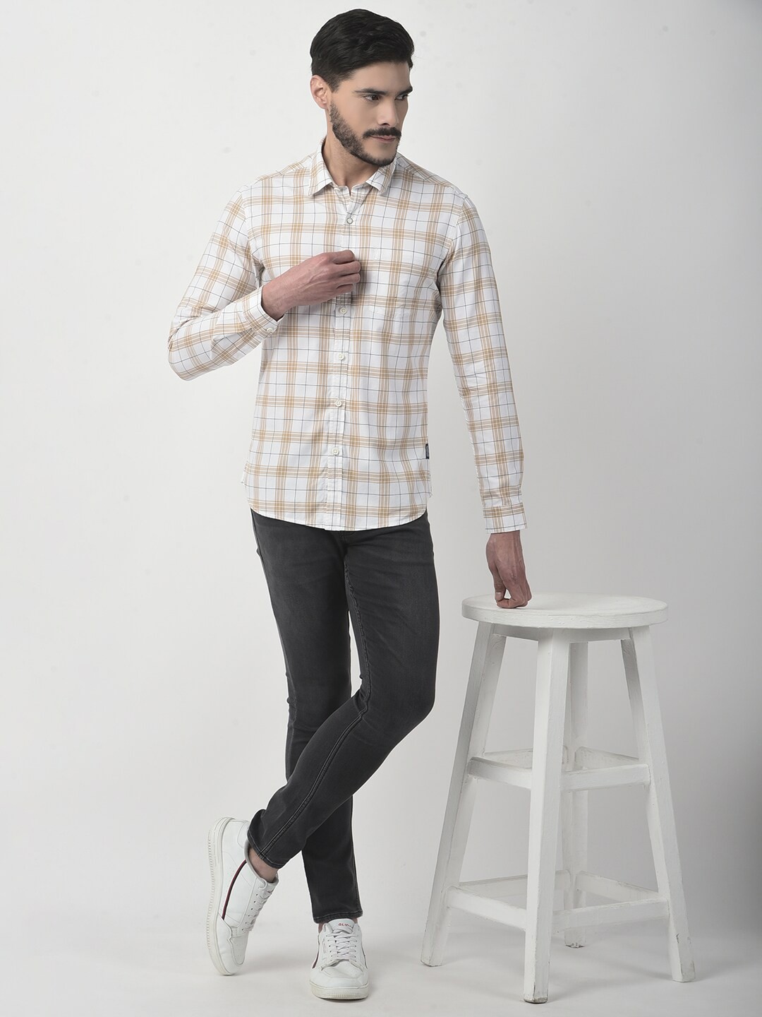 

Numero Uno Men Checks Slim Fit Shirt, White