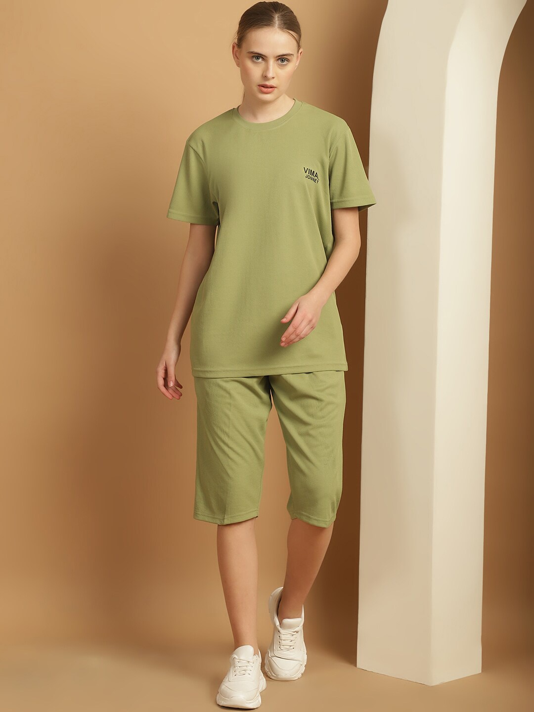 

VIMAL JONNEY Round Neck T-shirt With Shorts, Green