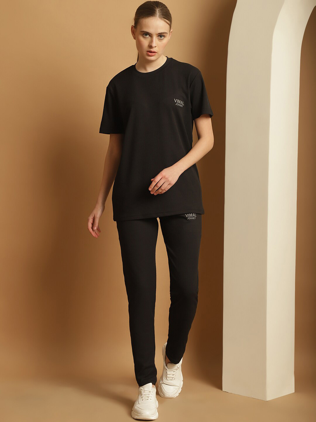 

MACK JONNEY Short Sleeves Sports Co-Ords, Black