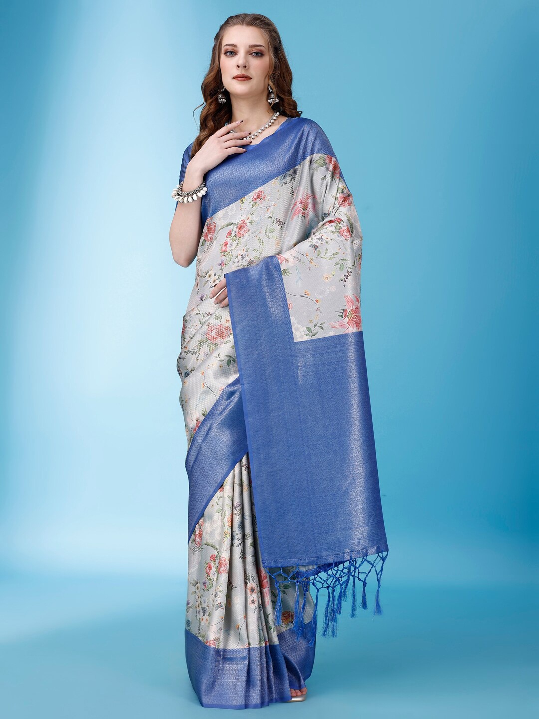 

PUJIA MILLS Floral Printed Zari Saree, Blue