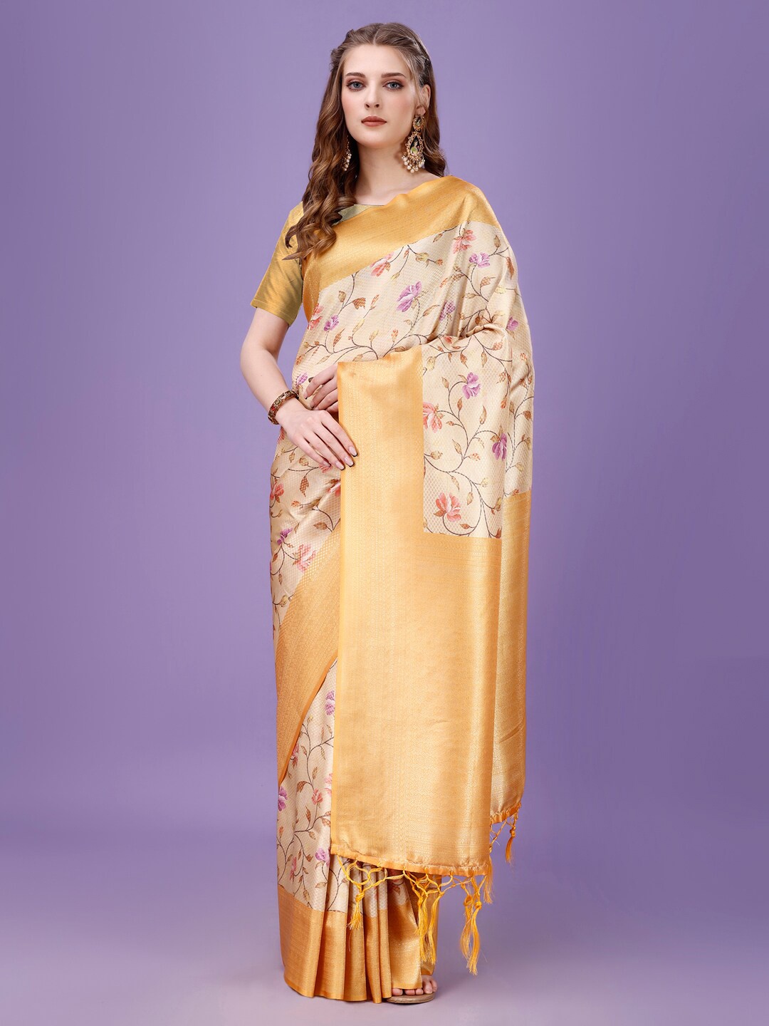 

PUJIA MILLS Floral Printed Zari Saree, Yellow