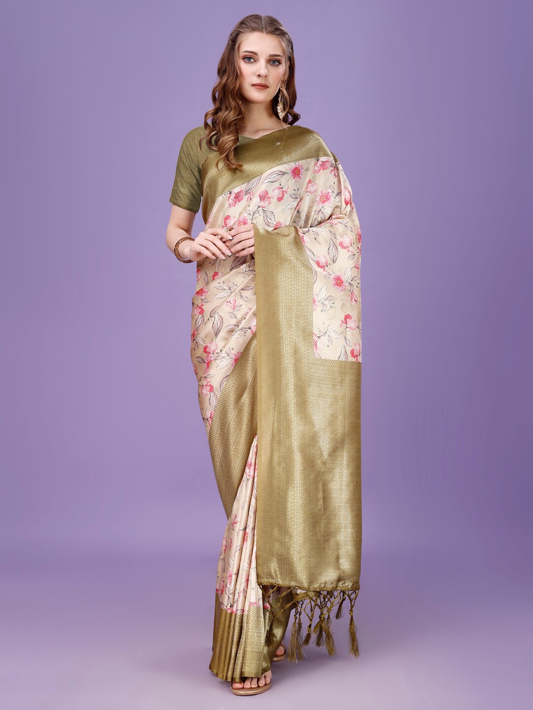 

PUJIA MILLS Floral Printed Zari Saree, Olive