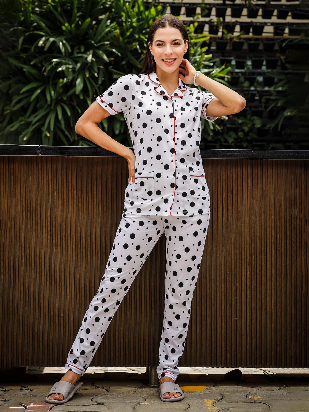 

ONE SKY Polka Dot Printed Pure Cotton Night Suits, White