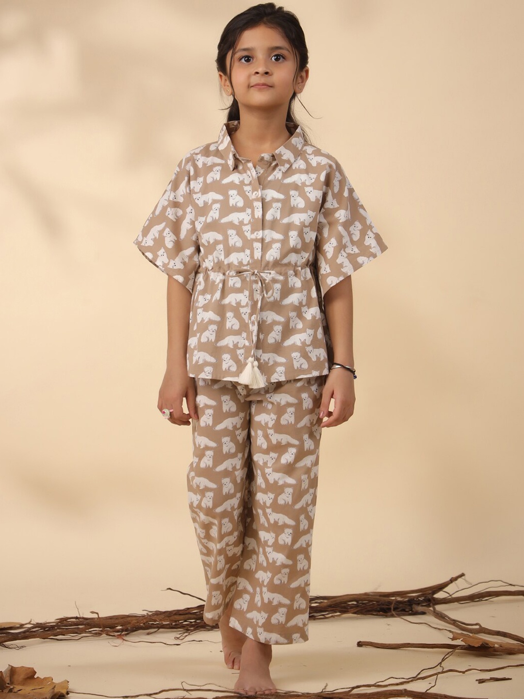 

SANSKRUTIHOMES Girls Conversational Printed Pure Cotton Kaftan Night suit, Brown