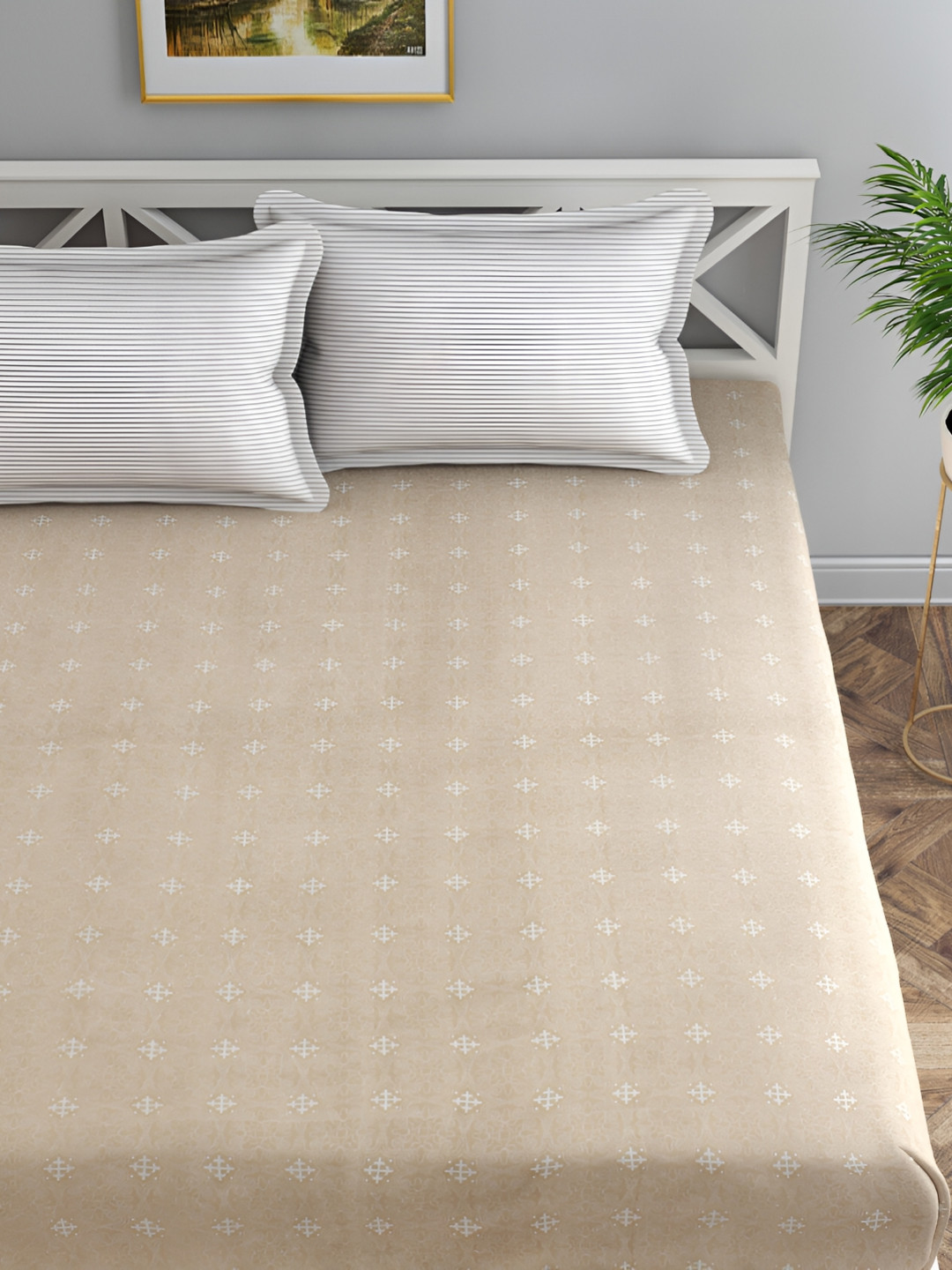 

Florida Brown & White Ethnic Motifs Microfiber 120 TC King Bedsheet with 2 Pillow Covers