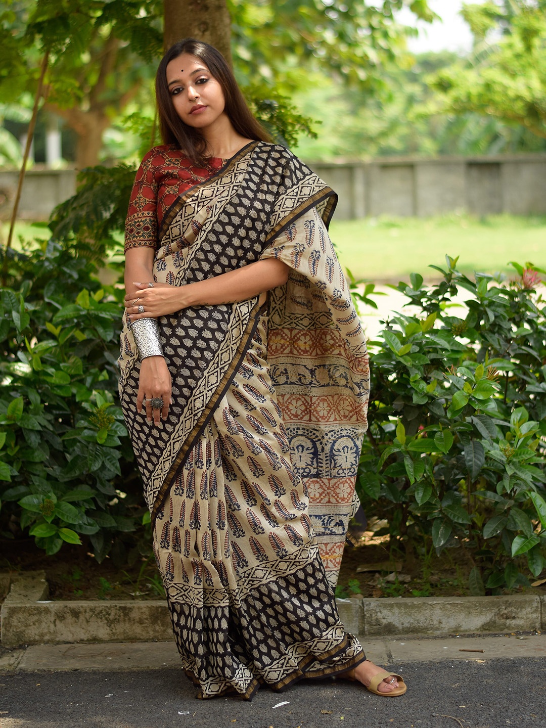 

Moora Ethnic Motifs Printed Pure Silk Chanderi Saree, Beige