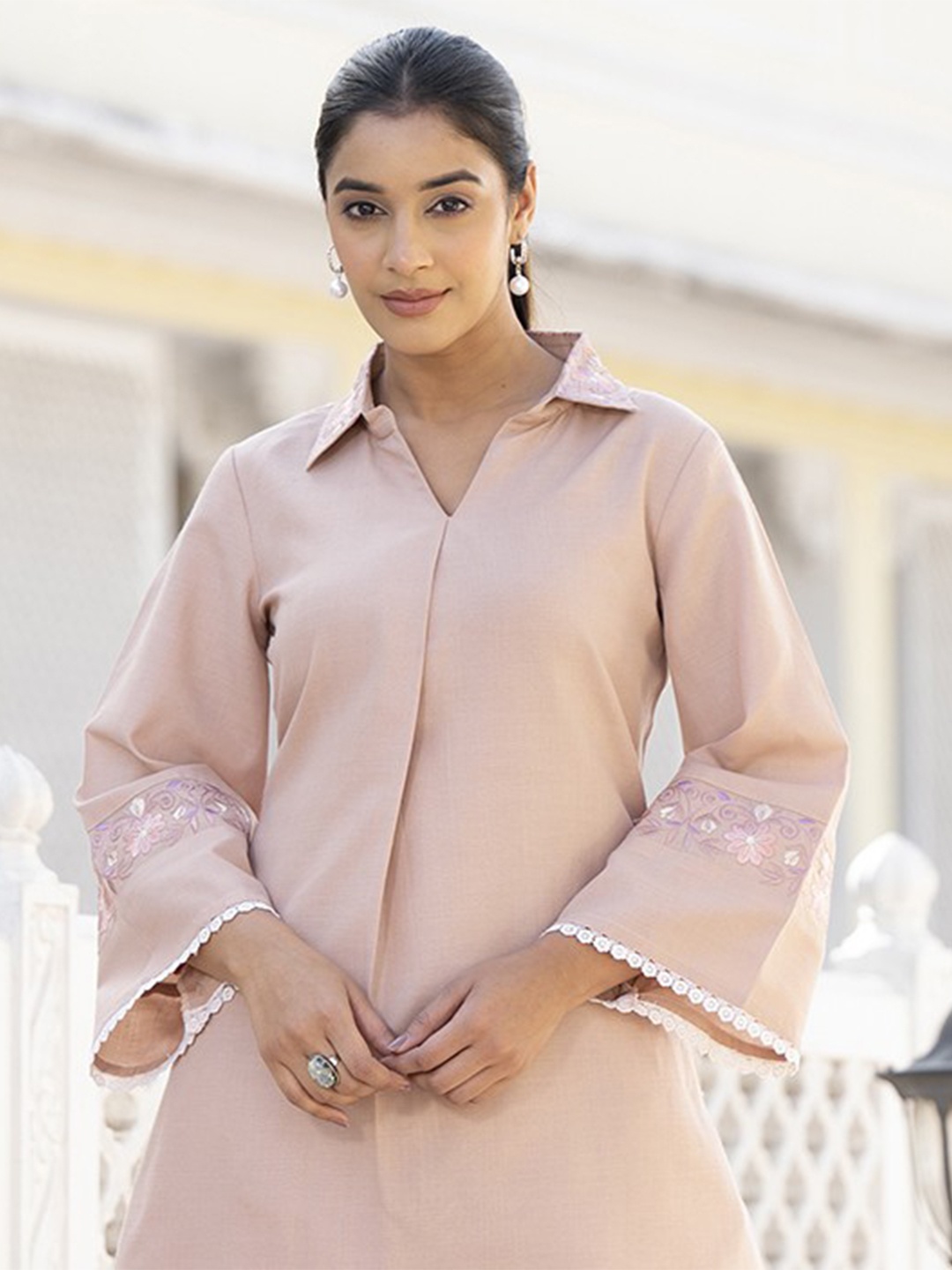 

Varanga Embroidered Shirt Collar Tunic With Palazzo, Peach