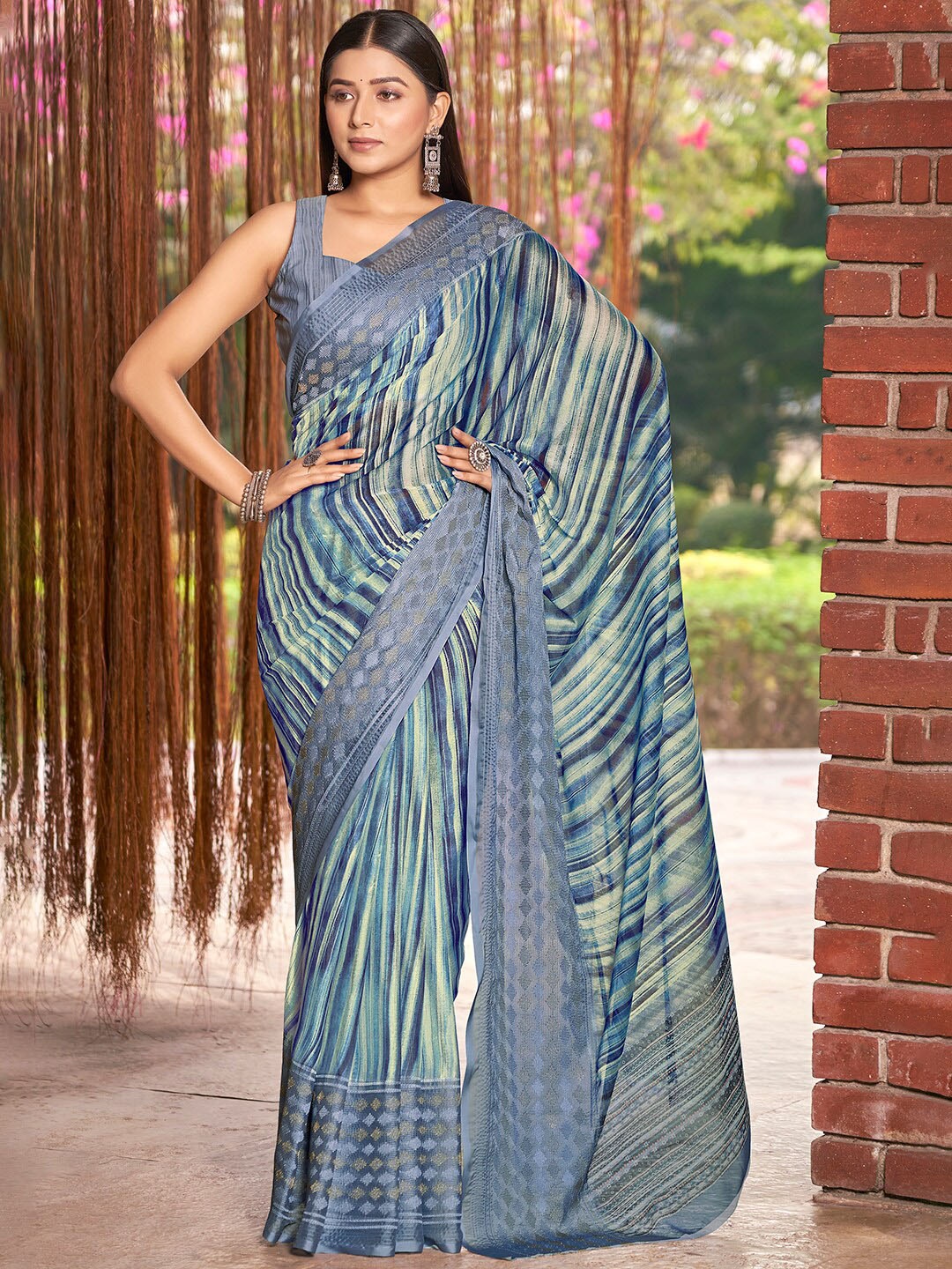 

Vishudh Striped Printed Border Saree, Blue