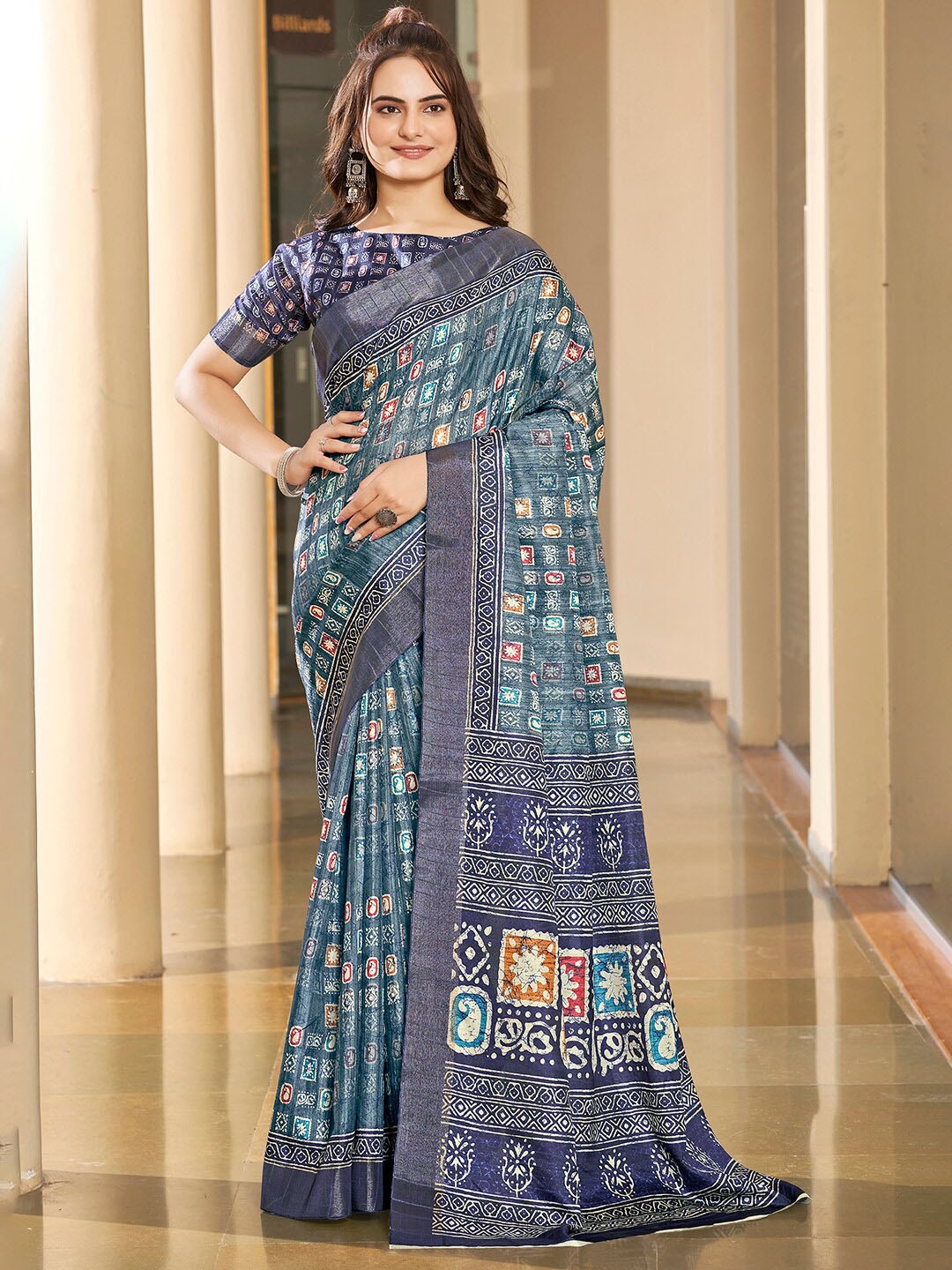 

Vishudh Geometric Digital Printed Saree, Blue