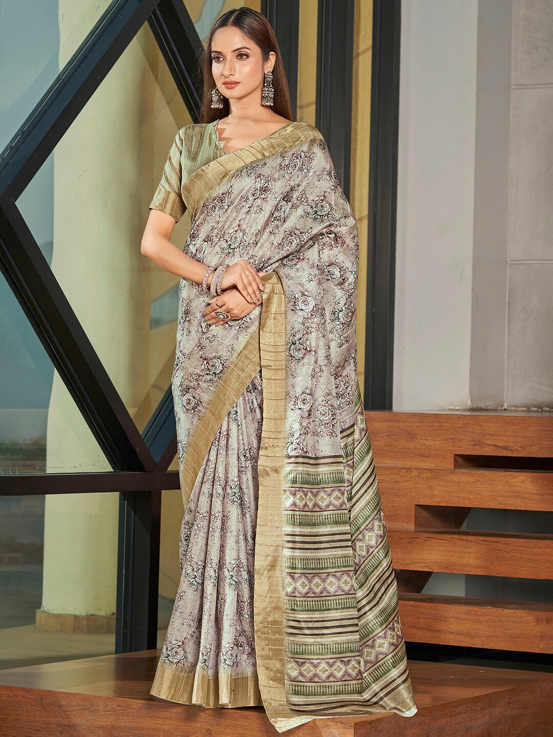 

Vishudh Floral Printed Zari Saree, Grey