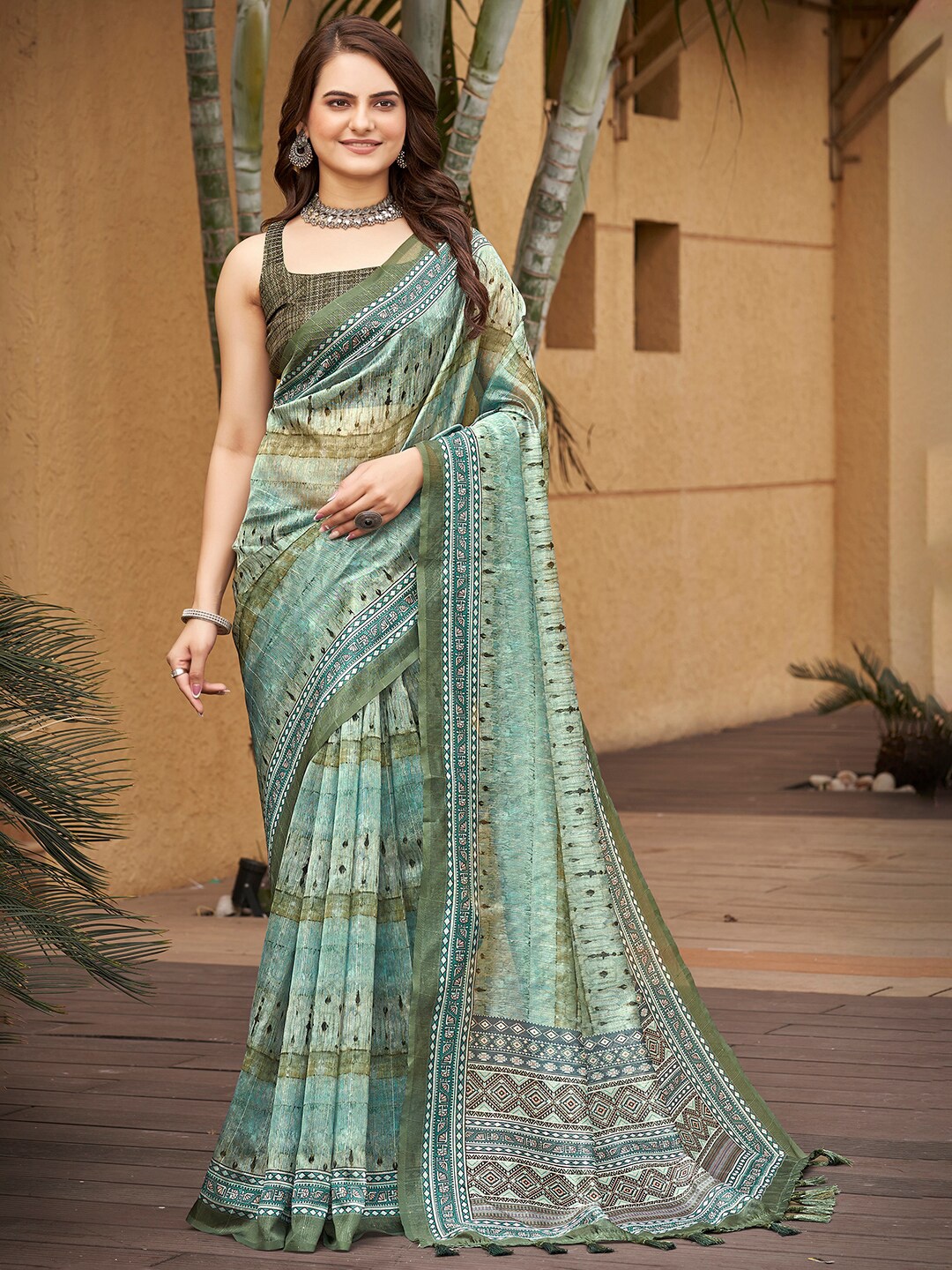

Vishudh Abstract Printed Saree, Blue