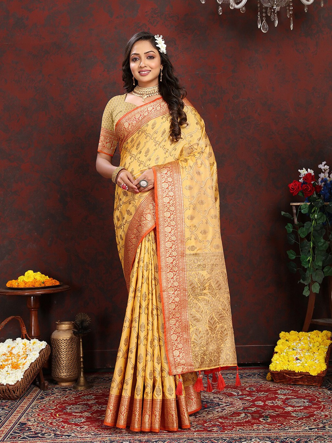 

MARGI DESIGNERS Ethnic Motifs Woven Design Zari Art Silk Kanjeevaram Saree, Yellow
