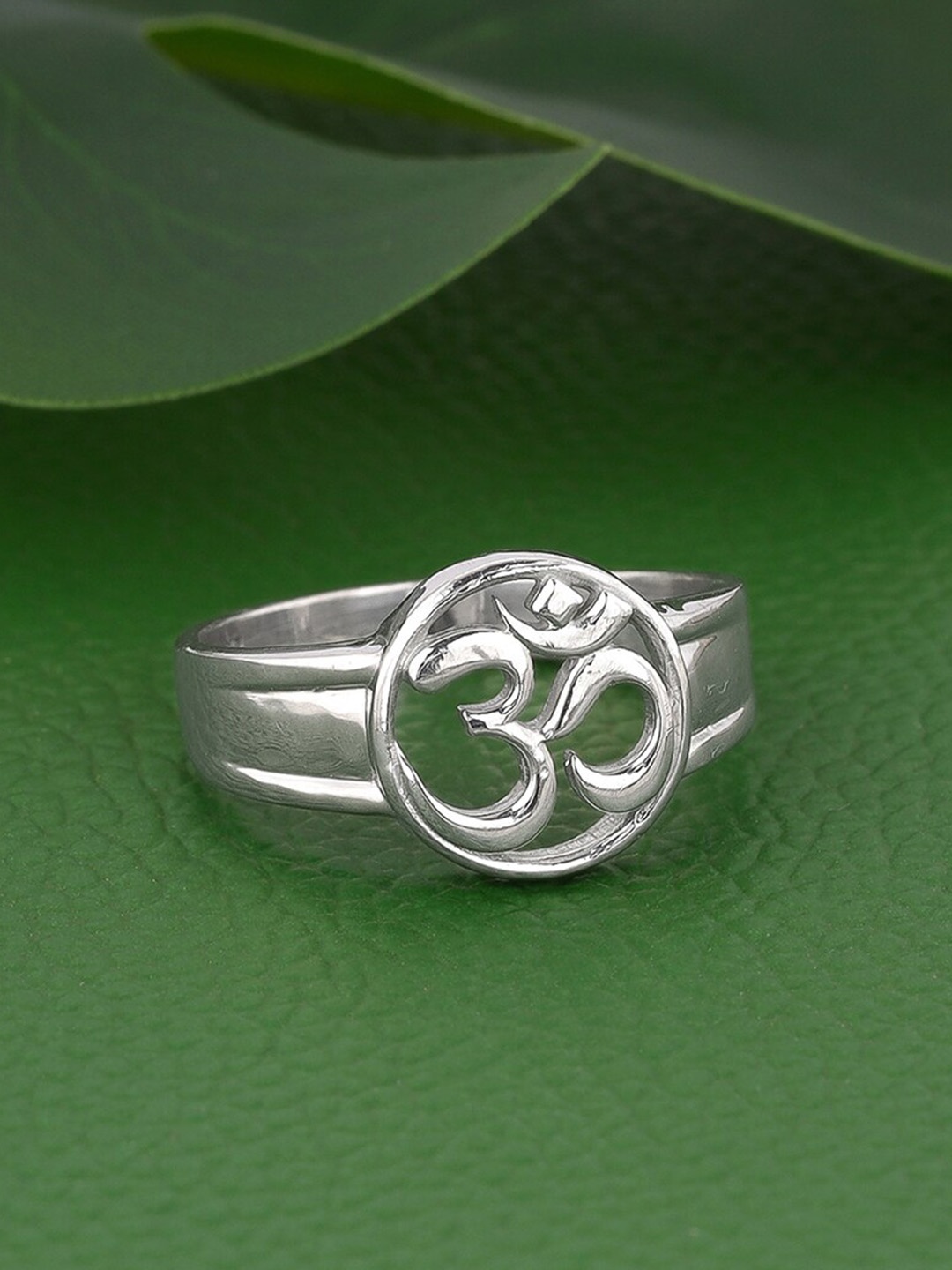 

GIVA Men 925 Sterling Silver Rhodium-Plated Om Halo Finger Ring