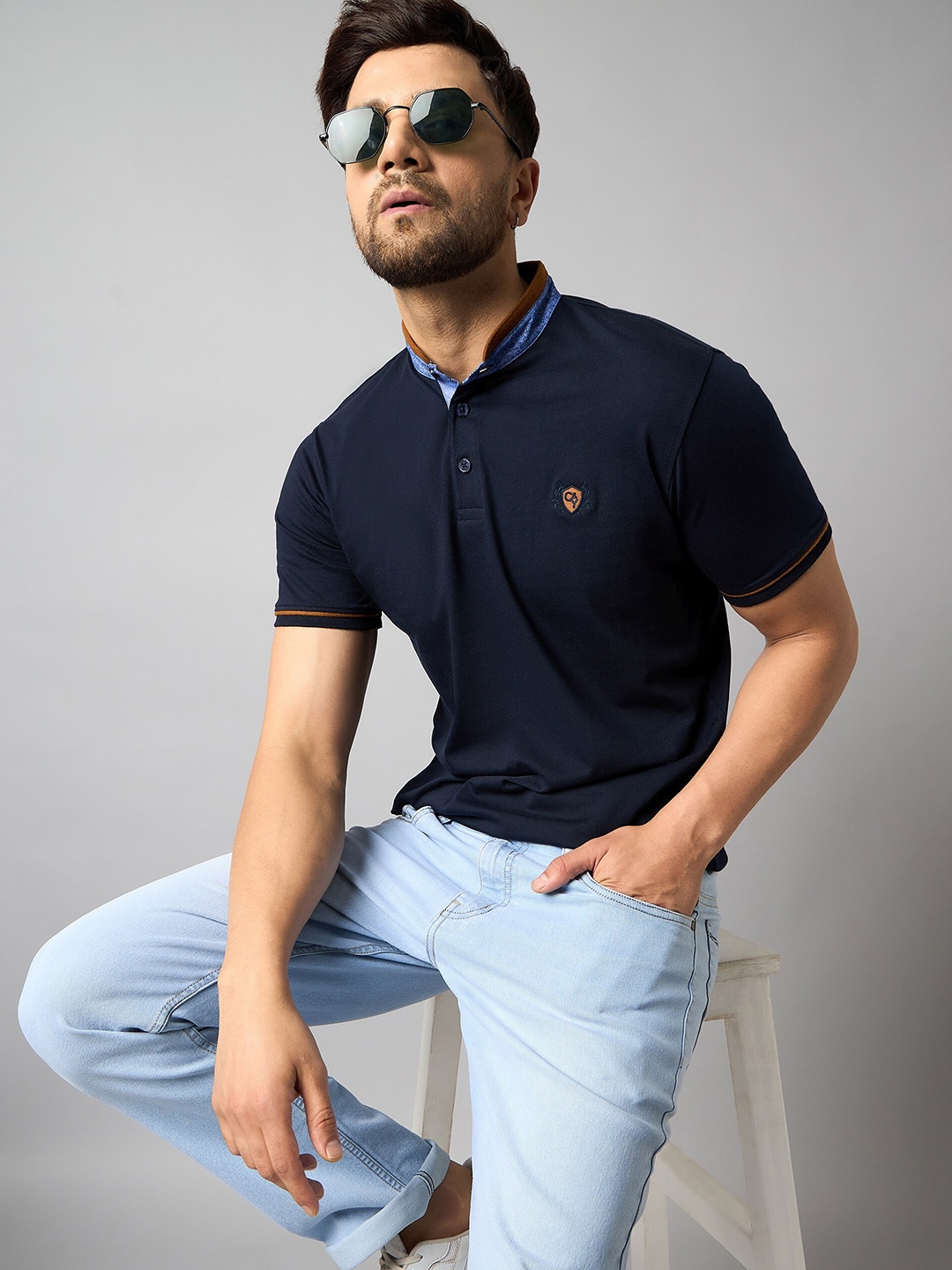 

Club York Henley Neck Regular Fit Short Sleeves Cotton T-shirt, Navy blue
