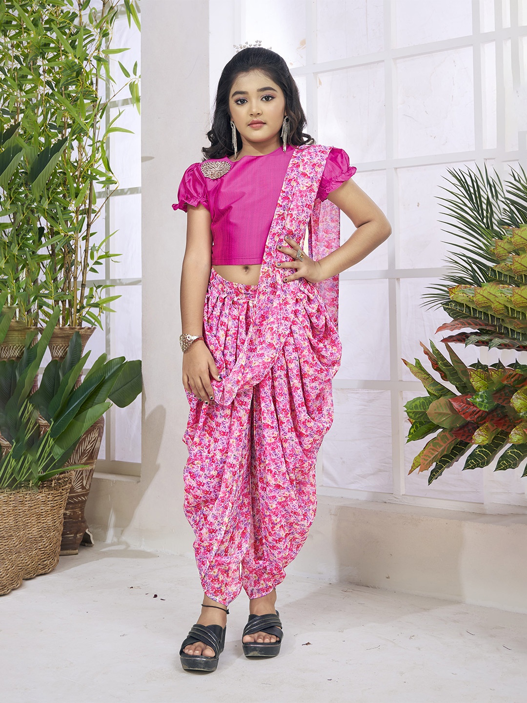 

LOOKS AND LIKES Floral Printed Pure Georgette Ready to Wear Dhoti Saree, Pink