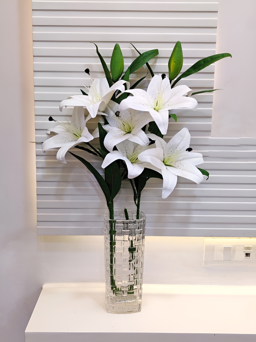 

ARTSY White Lily Artificial Flower