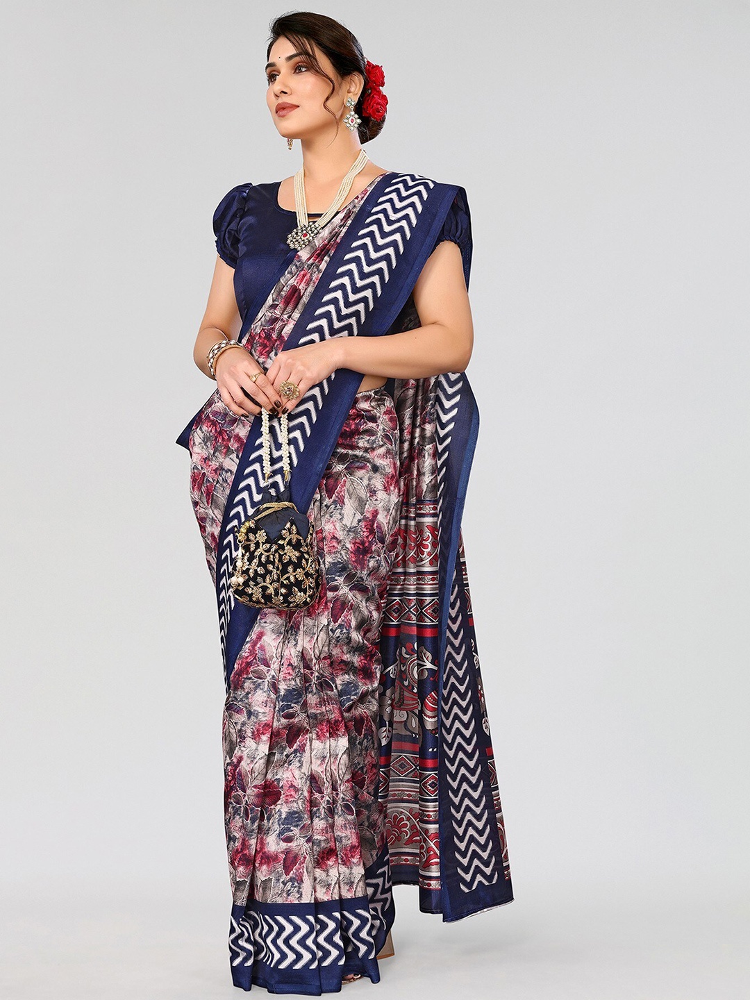 

Yashika Floral Printed Mysore Silk Saree, Navy blue