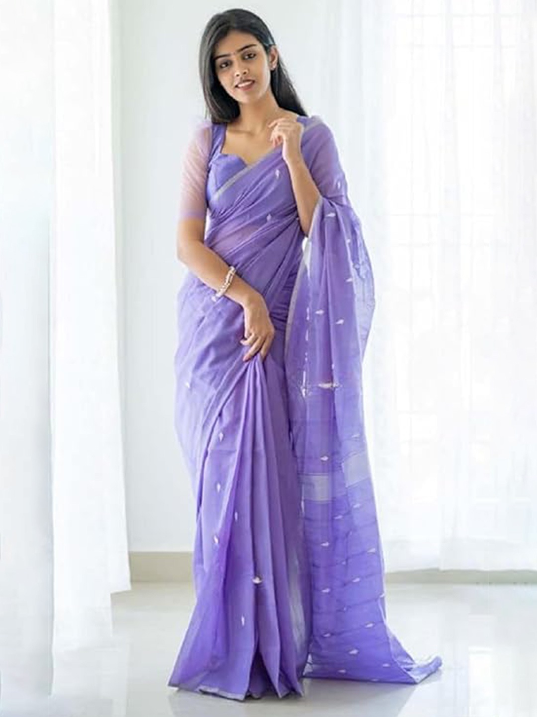

Yashika Woven Design Saree with Tassels, Blue