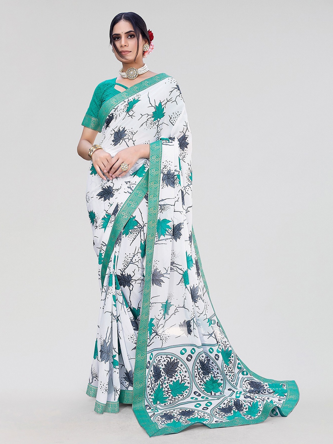 

Yashika Floral Printed Saree, Teal