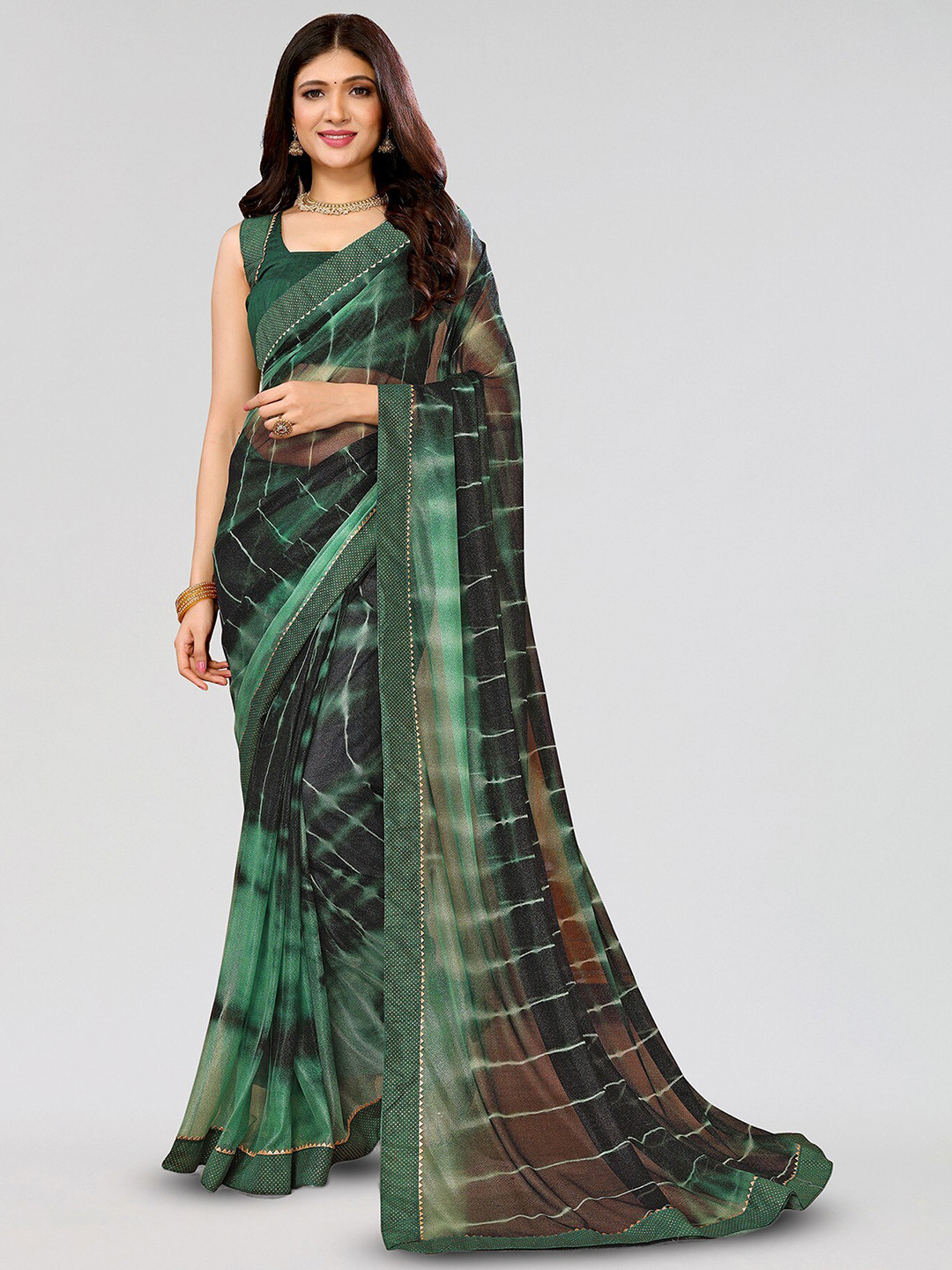 

Yashika Leheriya Printed Saree, Green