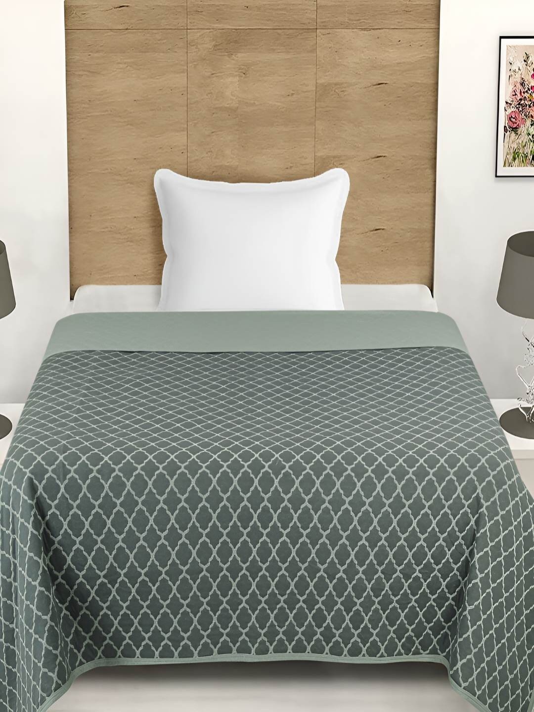

GAPU & BALY Green AC Room 300 GSM Single Bed Dohar