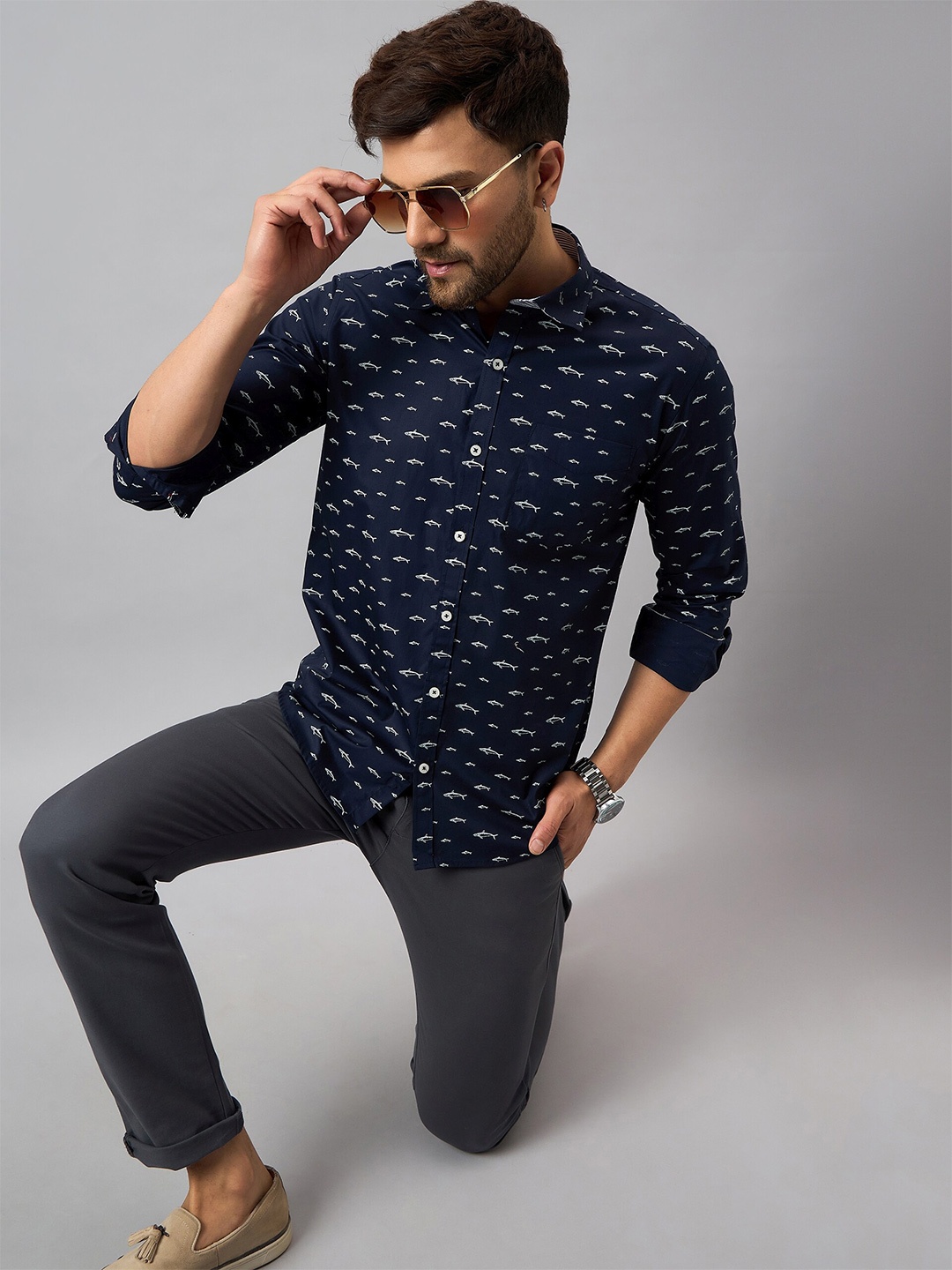 

Club York Opaque Abstract Printed Cotton Casual Shirt, Navy blue