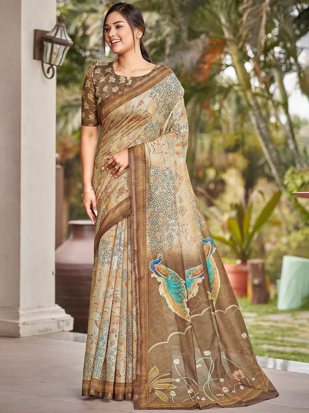 

Vishudh Floral Printed Woven Design Zari Saree, Brown