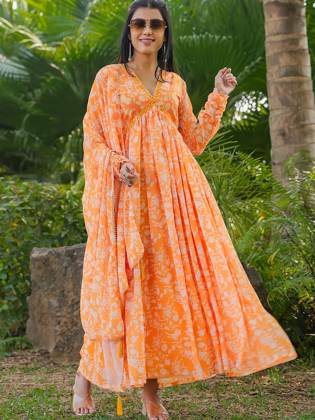 

ODETTE Floral Printed Georgette Anarkali Kurta with Dupatta, Orange