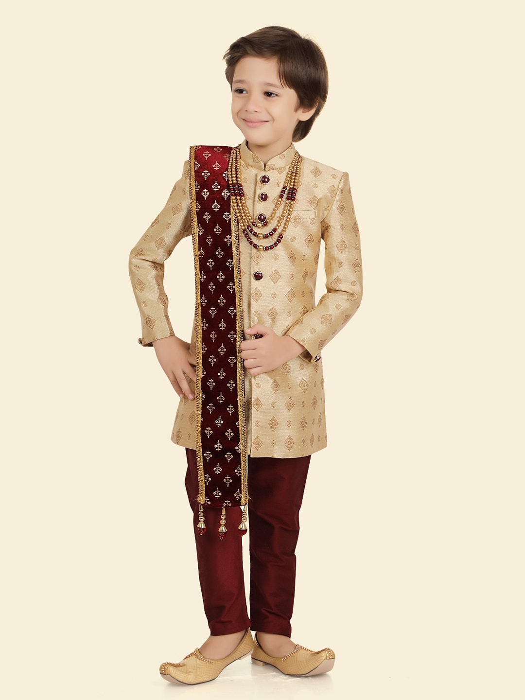 

Ethniks Neu-Ron Boys Ethnic Motifs Woven Design Pure Cotton Jacquard Sherwani Set, Brown