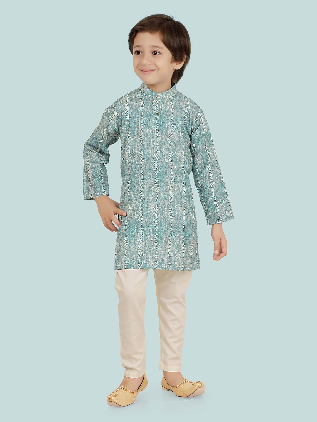 

Ethniks Neu-Ron Boys Cotton Printed Sequence Kurta Set, Green