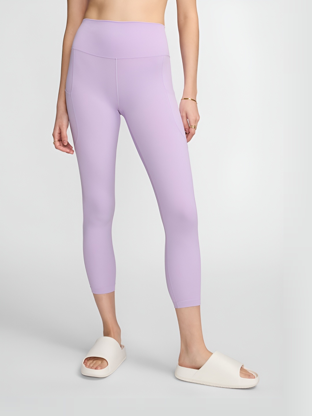 

Nike One Women's High-Waisted 7/8 Leggings with Pockets, Lavender