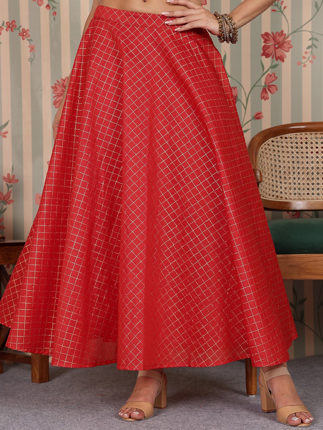 

Ode by House of Pataudi Ethnic Foil Checked Printed Flared Maxi Skirt, Red
